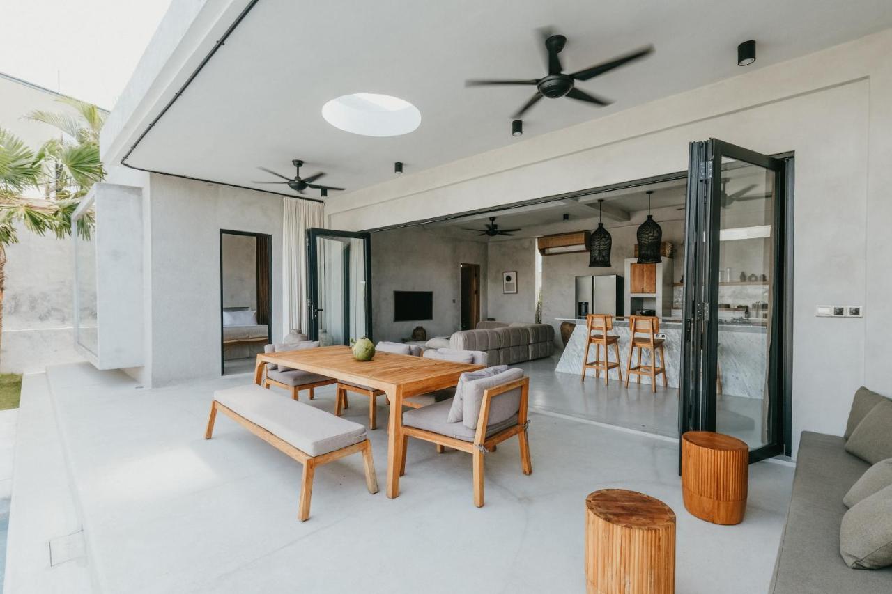 विला Concrete Retreat Umalas