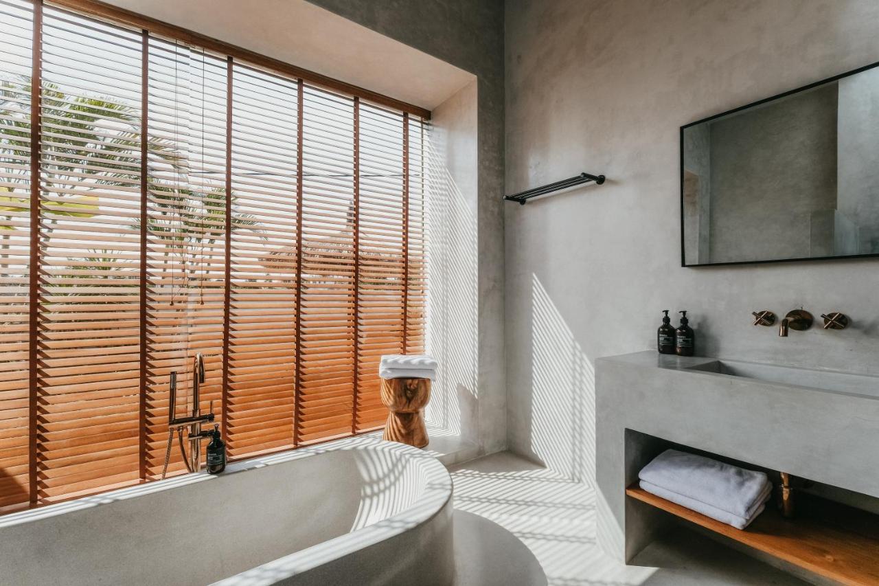 विला Concrete Retreat Umalas
